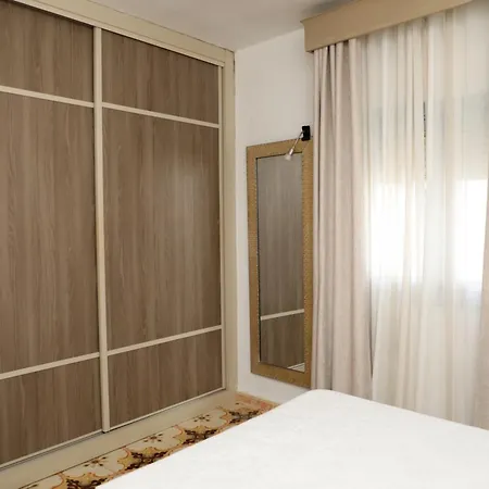 Casa Guzgallar Juan Relinque 51 Apartment